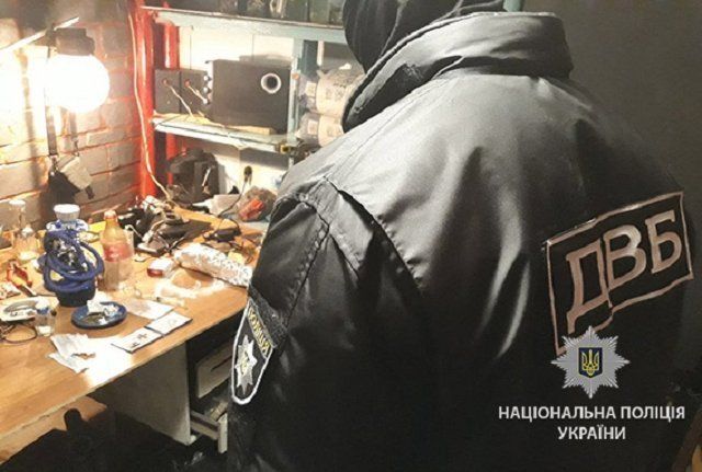В Закарпатье задержали сотрудника ГСЧС за сбыт наркотиков