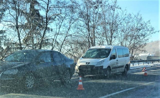 ДТП в Закарпатье: От удара запчасти разбросало на десятки метров