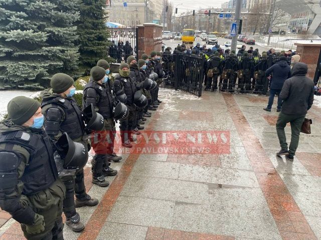 Суд Киева рассматривает апелляцию на меру пресечения Порошенко - силовики уже дежурят