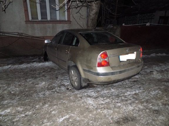 В Закарпатье водитель сбил женщину с ребенком