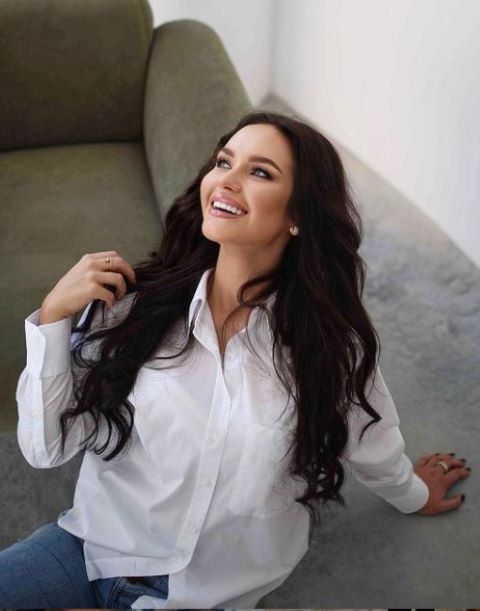 Неля Попович в тройке самых красивых украинок на Мисс Украина Вселенная 2021 