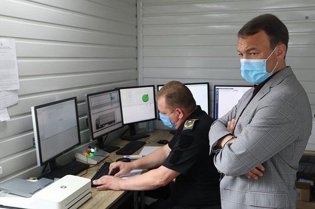 На КПП «Ужгород» в Закарпатье проверили работу стационарного сканера