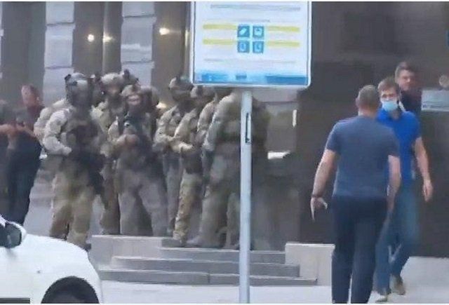 Захват банка в Киеве: спецназ обезвредил террориста
