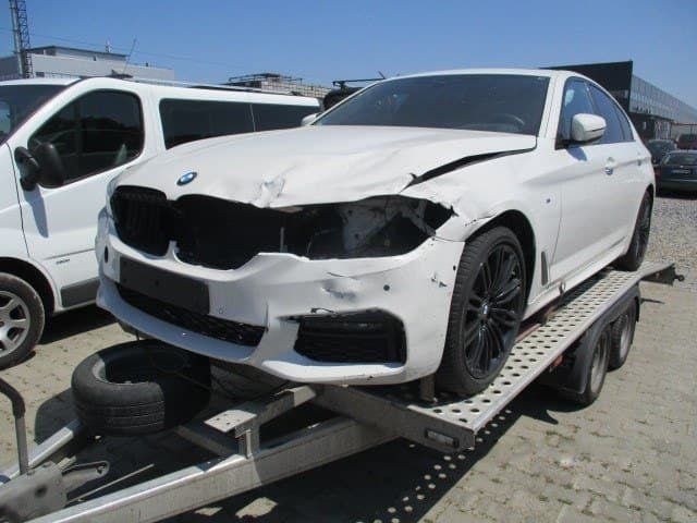  Таможенники вычислили украинца, пытавшегося ввезти из Румынии б/у «BMW» 