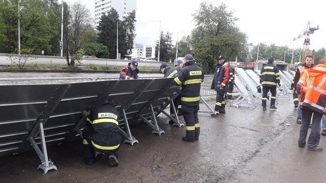 В Словакии сильные дожди стали причиной наводнения, погиб человек 