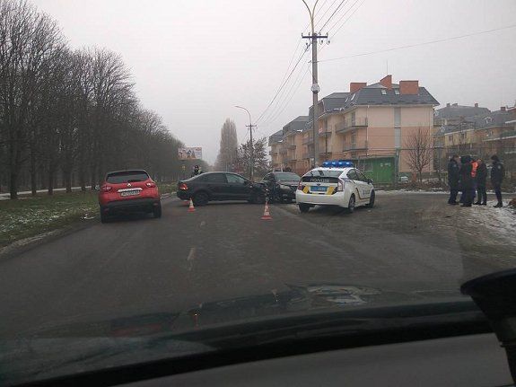 ДТП в Ужгороде: Столкнулись две легковушки