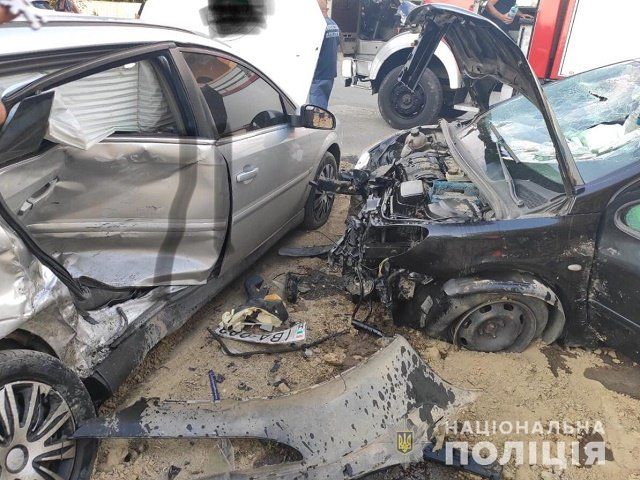 В Берегово пьяный водитель «Peugeot» влетел в «Opel Vectra» и сбил троих женщин