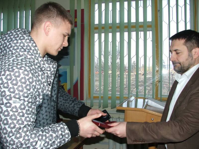 Сергей Гайдай поблагодарил бойцов АТО за возможность жить под мирным небом