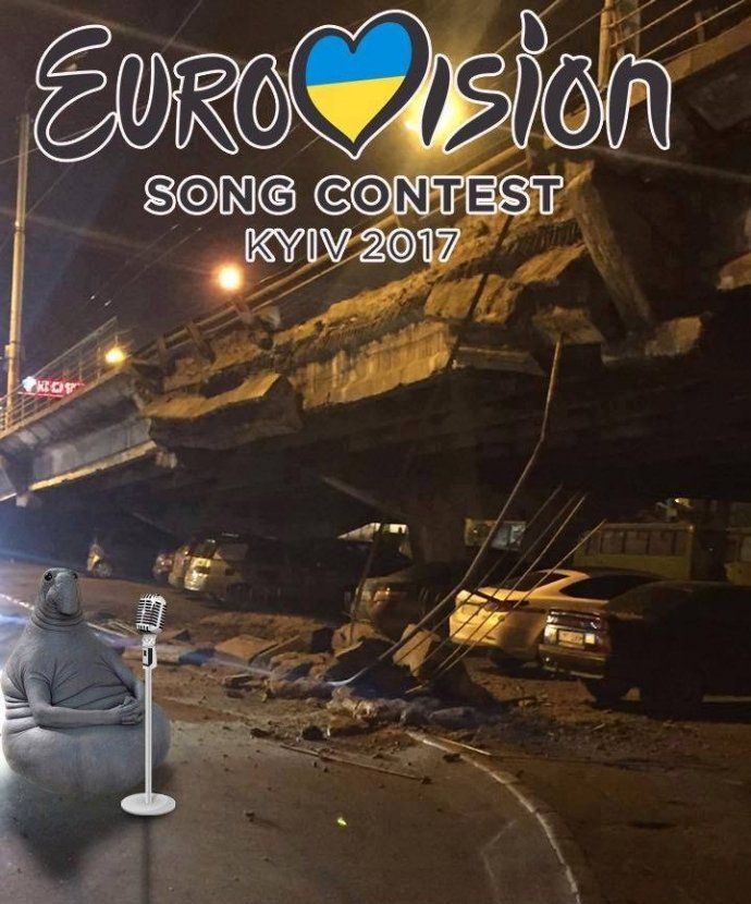 В Киеве рухнул Шулявский мост : все подробности, фото и видео