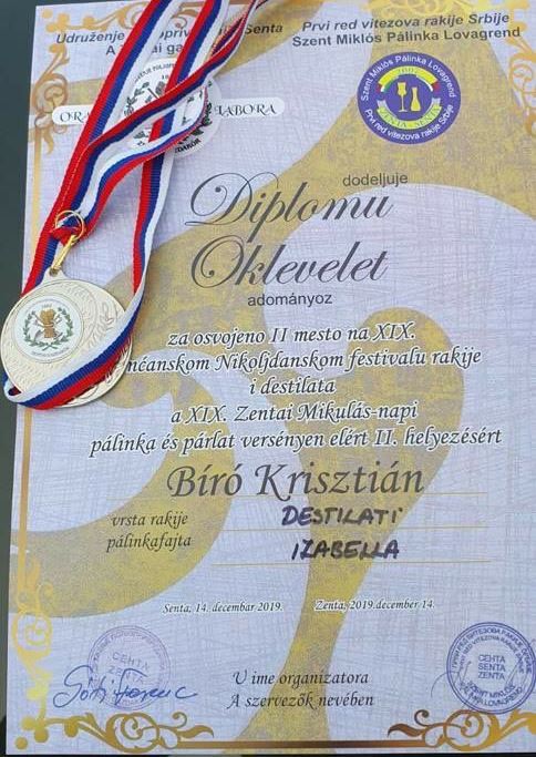 Паленка из Закарпатья получила награды на международном конкурсе в Сербии 