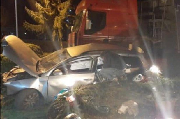 Футболист из Закарпатья разбился в ужасной аварии в Словакии: Опубликованы фото с места ДТП 