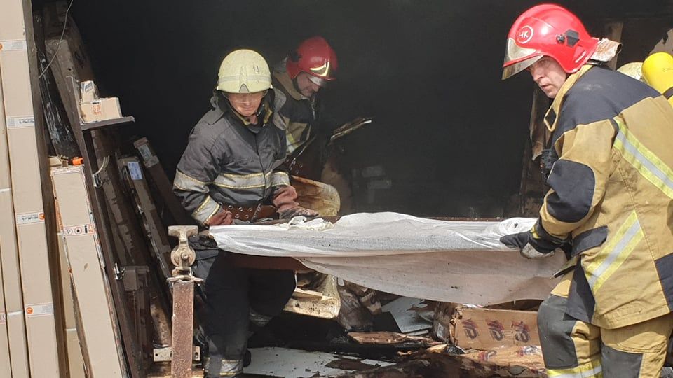 В Закарпатье 13 спасателей за несколько минут укротили огонь