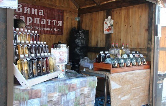 В Мукачево стартовал фестиваль "Червене вино 2017"