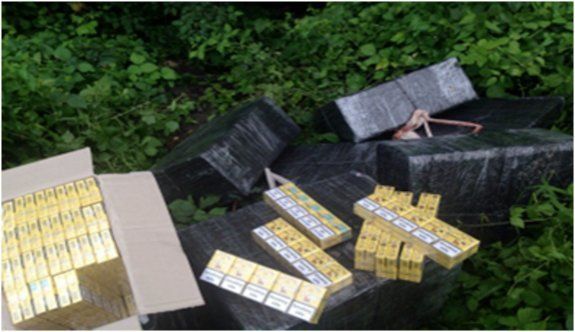 Пограничники Мукачевского отряда обнаружили 8 пакетов сигарет