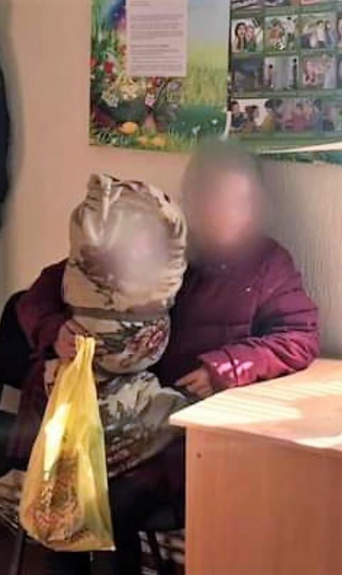 Ужасная мать из Закарпатья нарвалась на полицейских в прикарпатье