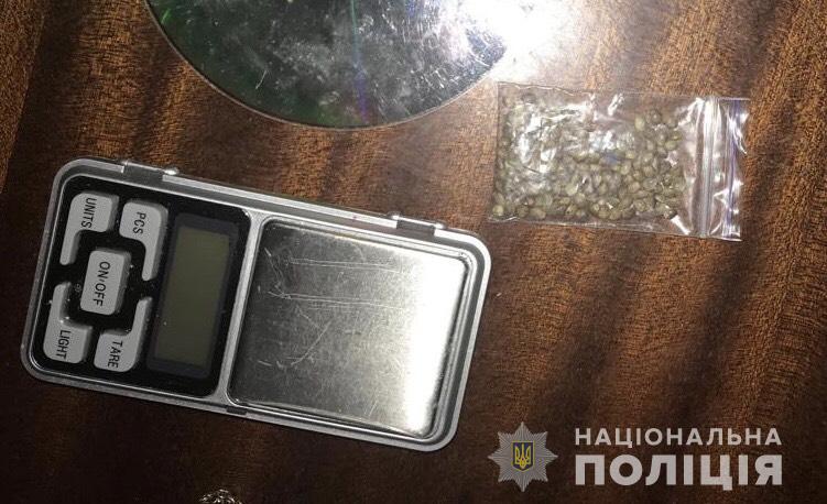 Закарпаття: поліцейські Свалявщини та Хустщини у місцевих мешканців вилучили наркотичні засоби