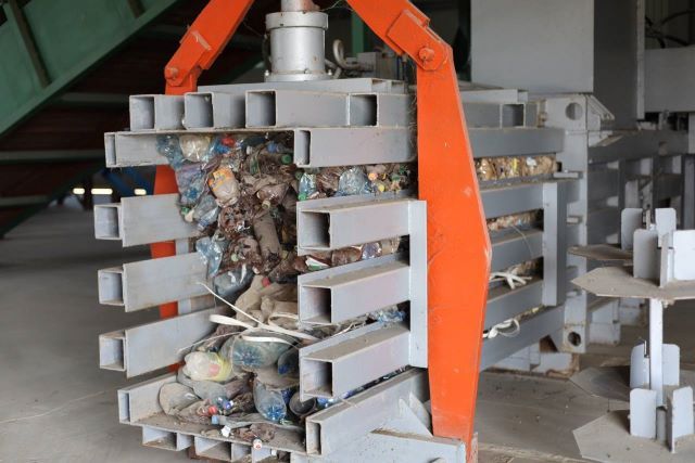 В Закарпатті у 2024 році планують запуск сучасного сміттєсортувального заводу