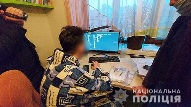 В Николаеве 15-летний "уникум" создал полную копию "Дії"
