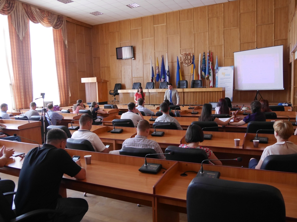 В Ужгороді активно налагоджують діалог між владою та громадськістю