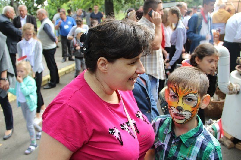 В Ужгороді розгорнувся справжній угорський мистецько-гастрономічний фестиваль
