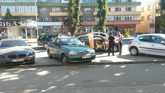 В Ужгороде "Форд" протаранил "Шкоду"