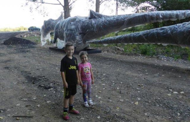 Готовьтесь к встрече с динозаврами: В Закарпатье вскоре откроют необычный аттракцион