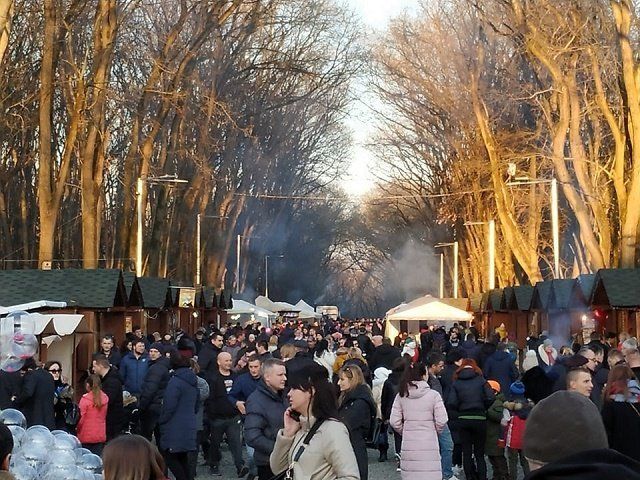 В Ужгороде весело и вкусно проводят нынешнюю зиму на первом фестивале «Боздоська палачинта»