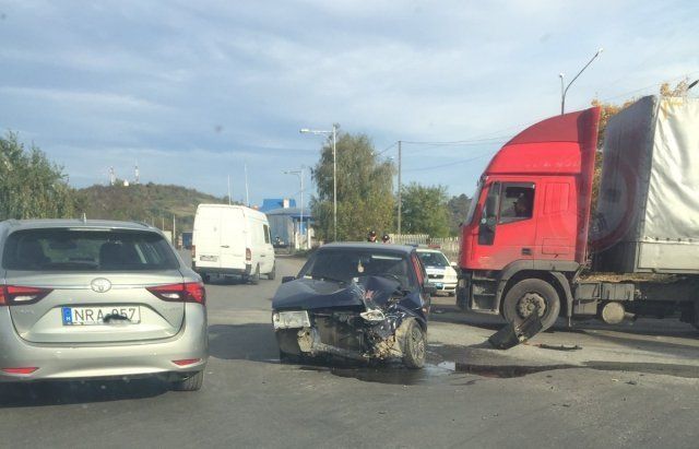 Страшное ДТП в Мукачево: "поцелуй" двух автомобилей был страшным и ужасным