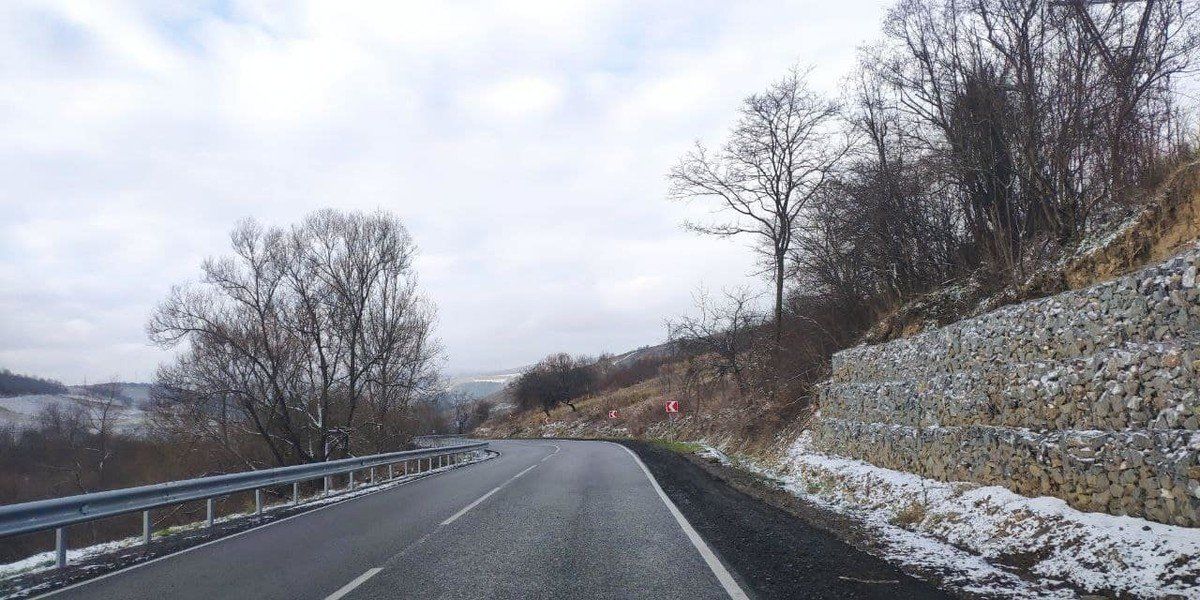 В Закарпатье высоко в горах появился невероятной красоты автомобильный маршрут
