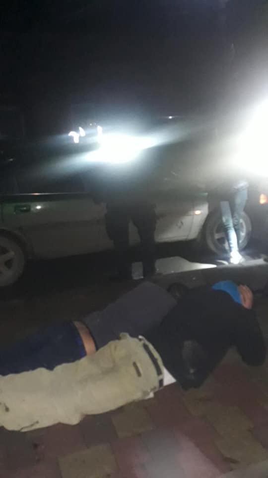 В Закарпатье в автомобиле местного жителя патрульные нашли три пакета с психотропами