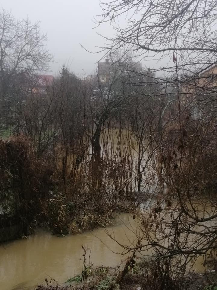 В Закарпатье областной центр Ужгород "стоит" в воде