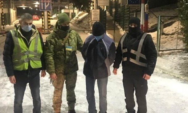 "Дуэт" преступников не выпустили за пределы Украины!
