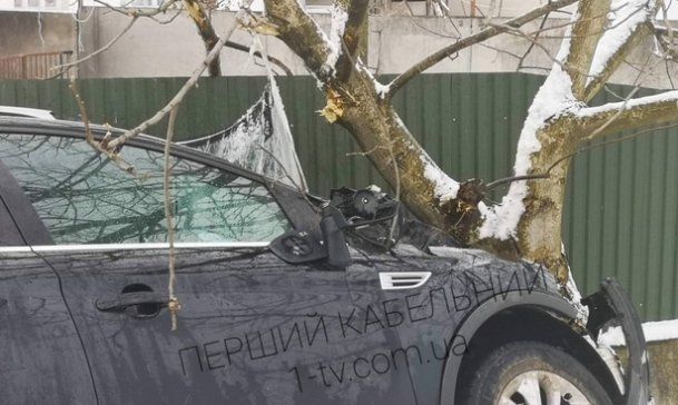 Ужасная авария внедорожника в Закарпатье - есть жертва