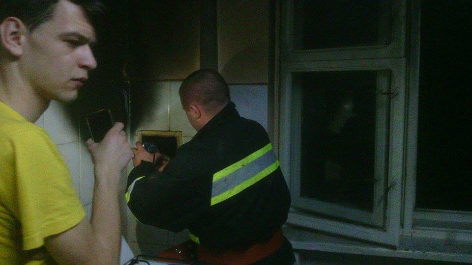 На кухне 6-го этажа студенты заметили сильный дым