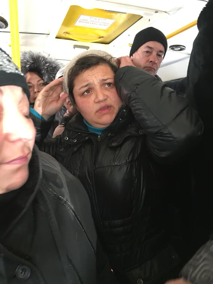 "На гарячому" впіймали двох "щипачок" у маршрутці в Ужгороді