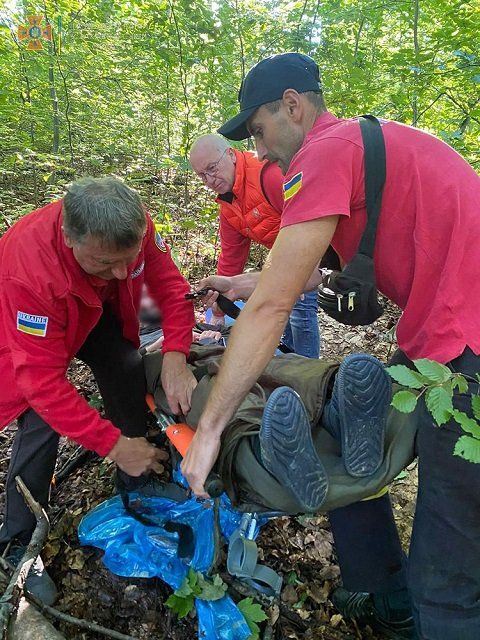 В горах Закарпатья едва не умер турист из Киева - несколько дней не ел, не пил