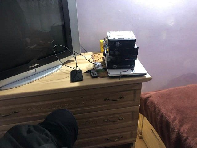 В Закарпатье "взяли" скупщика краденого, в сети опубликовали фото изъятых вещей 