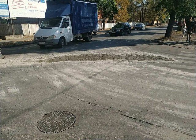 В Ужгороде накажут "оленя", устроившего горожанам бетонный сюрприз