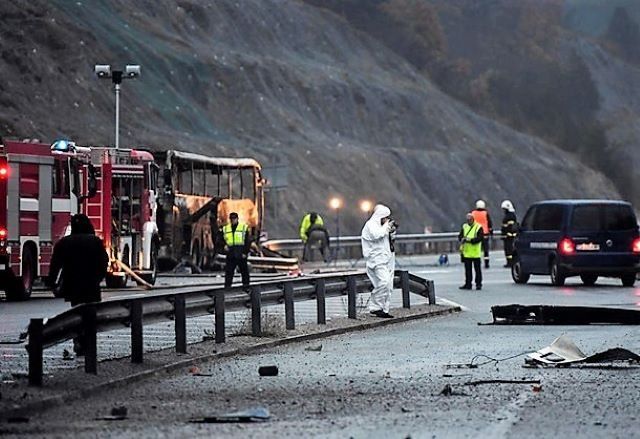 Из 52 туристов выжили только 7 человек - страшная авария в Болгарии 