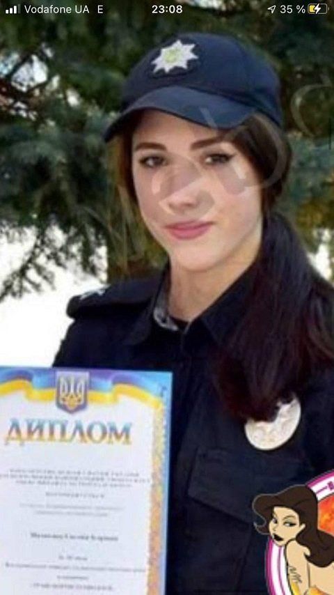 Украинскую полицейскую уличили в работе на веб-кам сервисах 