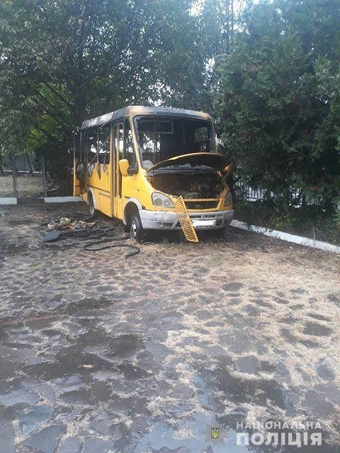 В Закарпатье ребенок сжег пассажирский автобус