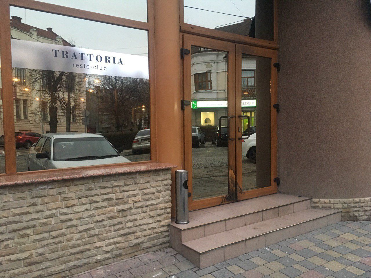 У Мукачево була спроба підпалу ресторан "Trattoria"