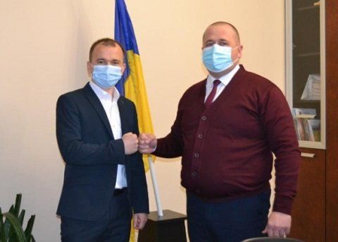 В Закарпатті звільнено заступника голови РДА - Угорський громадянин засвітився на Миротворці