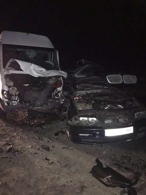 ДТП на трассе Киев-Чоп: "Шумахер" на BMW врезался на полном ходу в «Mercedes Sprinter» пострадали 9 человек
