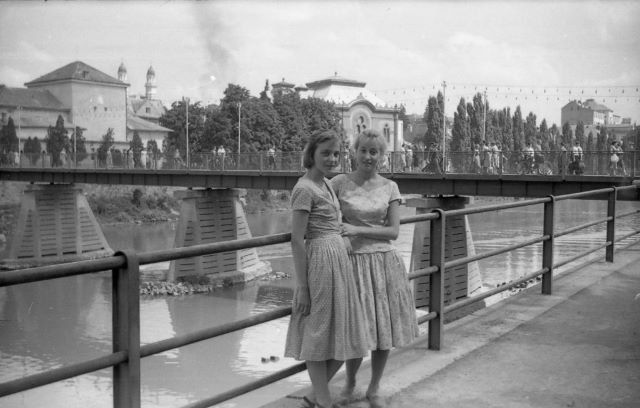 У 1948 році в Ужгороді з'явився новий пішохідний міст
