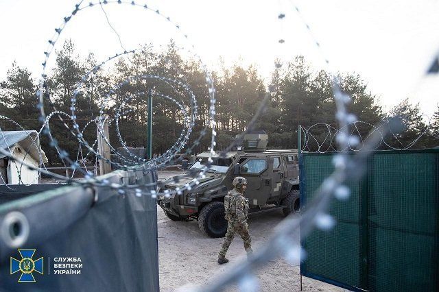 Разоблачение ЧВК Семенченко: СБУ провели около 80 обысков и изъяли арсенал оружия