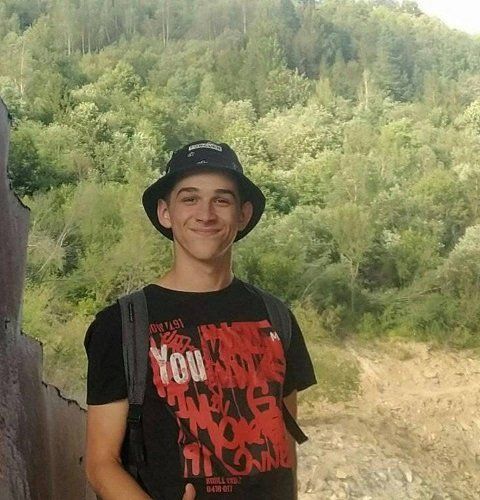 Во Львовской области 16-летний парень умер от потери крови в ожидании скорой 