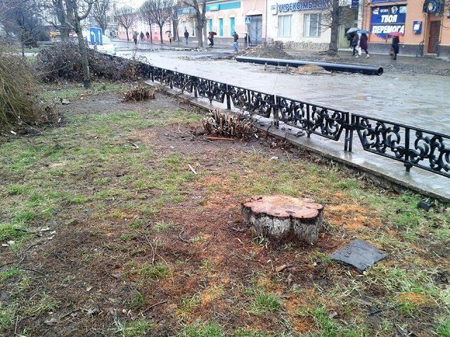 Разосрал город: В FACEBOOK опубликовали фото Ужгорода в честь дня рождения мэра Андриива