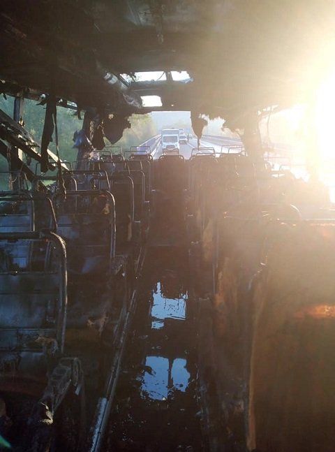 Во Львовской области сгорел автобус, на котором пассажиры возвращились из Польши 