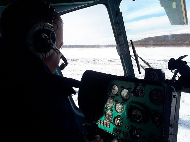 В Закарпатье для поиска пропавшего в Карпатах лыжника задействовали вертолет